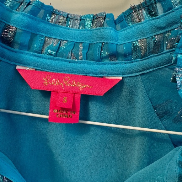 Lilly Pulitzer silk top. - Picture 3 of 8